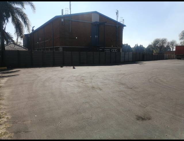 2,474M² WAREHOUSE FOR SALE IN NEW ERA